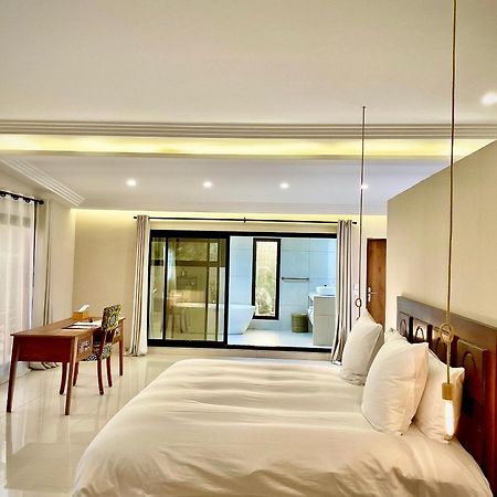 Le Kentia Hotel Lomé Eksteriør billede