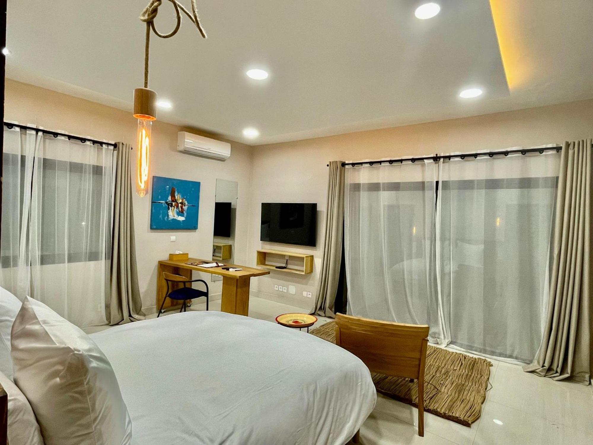Le Kentia Hotel Lomé Eksteriør billede