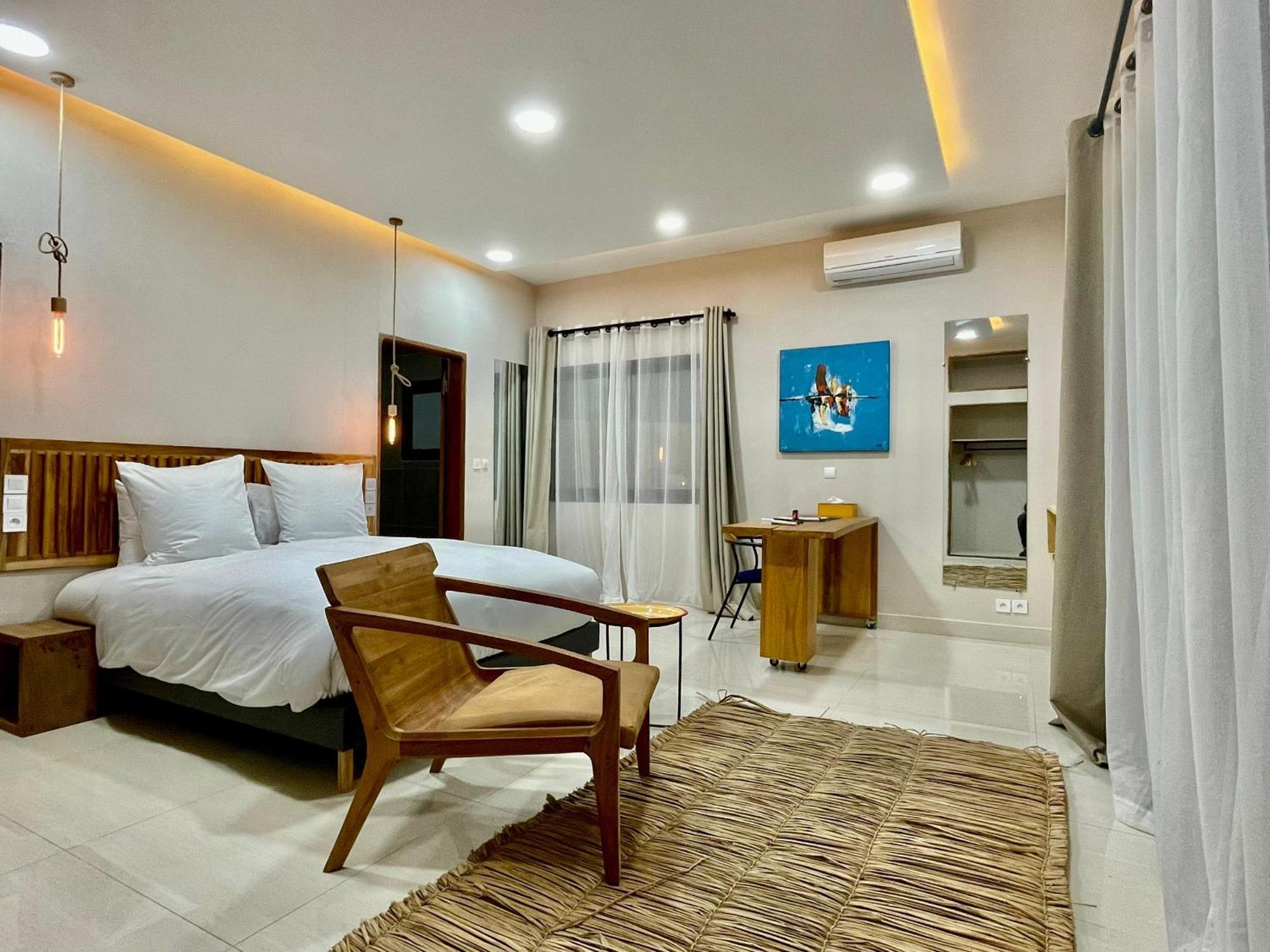Le Kentia Hotel Lomé Eksteriør billede