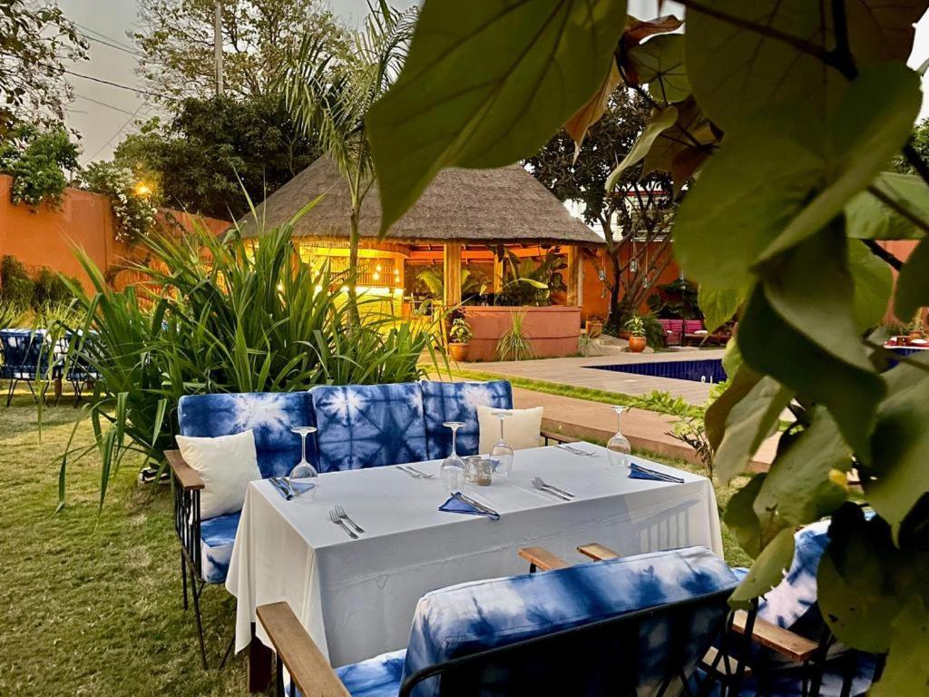 Le Kentia Hotel Lomé Eksteriør billede