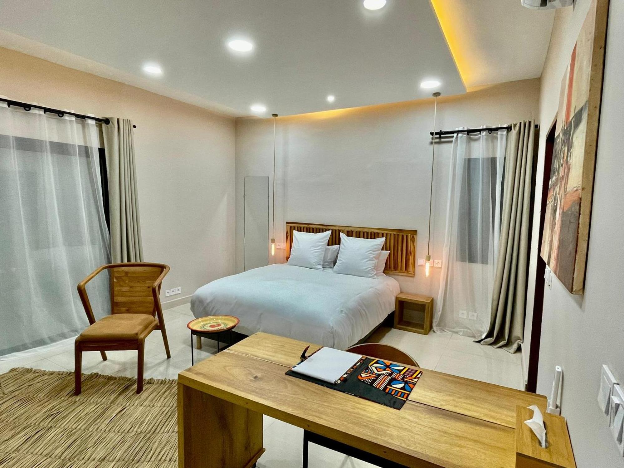 Le Kentia Hotel Lomé Eksteriør billede